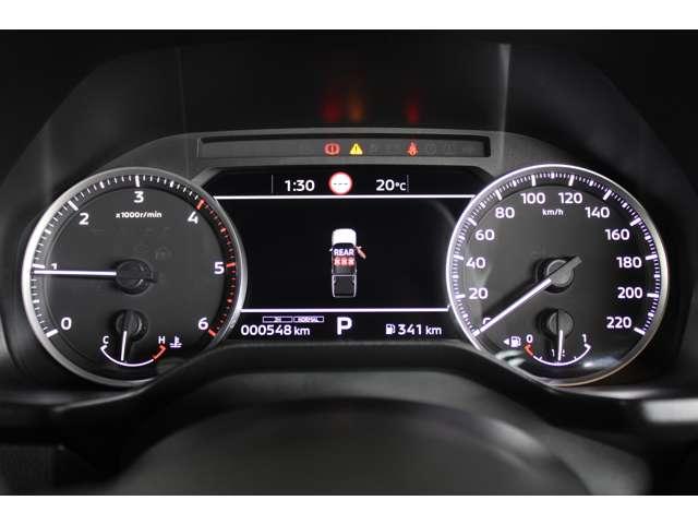 トライトン ＧＳＲ　メモリーナビ　全周囲カメラ　スマートキー　クリアランスソナー　寒冷地仕様　シートヒータ　スマートキー　電動シート　４ＷＤ　アイドリングストップ　サイドモニター　横滑り防止　ナビ　メモリーナビ　エアコン（7枚目）