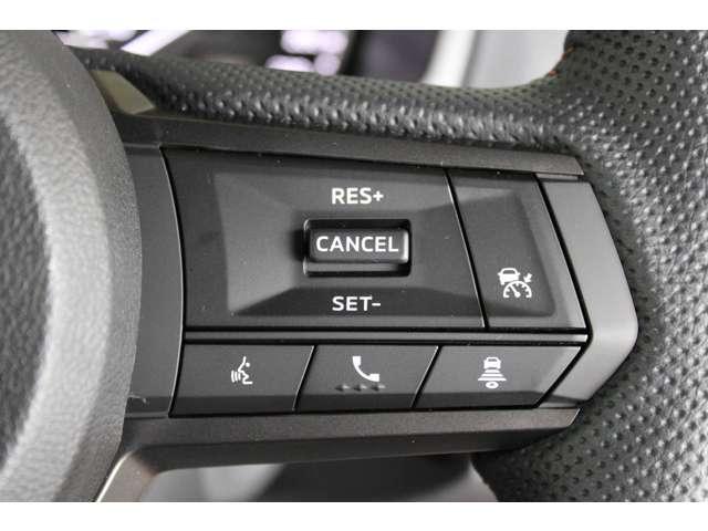 トライトン ＧＳＲ　メモリーナビ　全周囲カメラ　スマートキー　クリアランスソナー　寒冷地仕様　シートヒータ　スマートキー　電動シート　４ＷＤ　アイドリングストップ　サイドモニター　横滑り防止　ナビ　メモリーナビ　エアコン（12枚目）