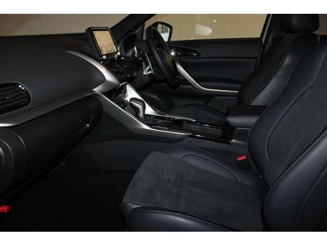 ゆったり包み込むようなフロントシート！長距離運転の疲労も軽減してくれます！