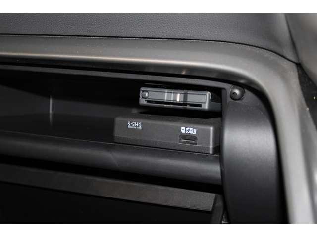 ＥＴＣ専用料金所も徐々に増えています。今や必須の装備です