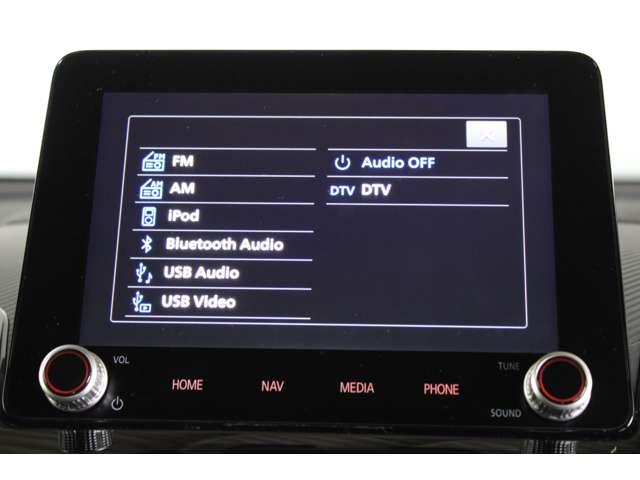 エクリプスクロス P スマホ連携ナビ 全周囲カメラ スマートキー e-アシスト アラウンドビューモニター 禁煙車 LEDヘッドライト パワーシート フルオートエアコン フルセグTV パーキングセンサー シートヒーター(9枚目)