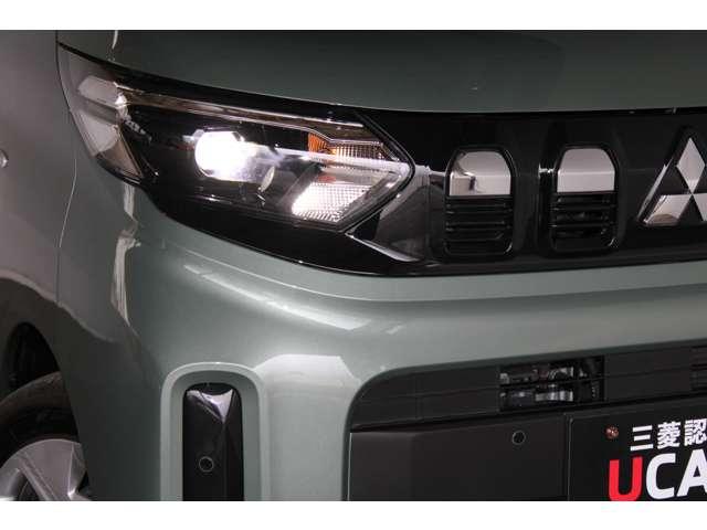 eKスペース M メモリーナビ バックカメラ ETC車載器 パーキングセンサー フルセグTV デュアルエアバッグ LED バックモニター キーレスエントリーシステム 禁煙 盗難防止装置 シートヒーター パワーウインドウ(19枚目)