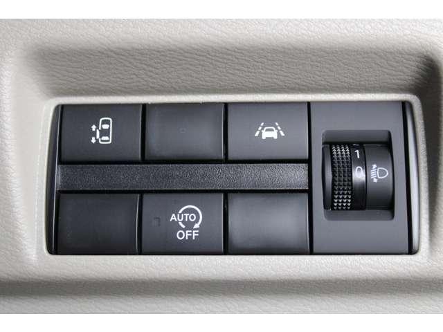 eKスペース G メモリーナビ バックカメラ スマートキー フルオートエアコン サイドカーテンエアバック LED コーナーセンサー 禁煙車 フルセグTV シートヒーター ETC インテリキー アイドリングストップ(14枚目)