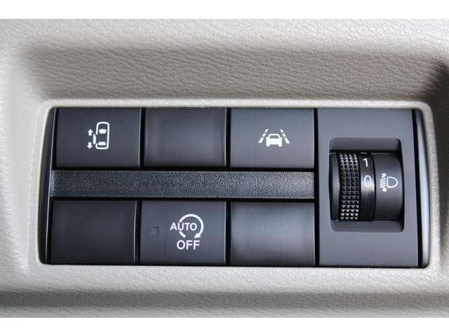 eKスペース G メモリーナビ バックカメラ スマートキー フルオートエアコン サイドカーテンエアバック LED コーナーセンサー 禁煙車 フルセグTV シートヒーター ETC インテリキー アイドリングストップ(14枚目)