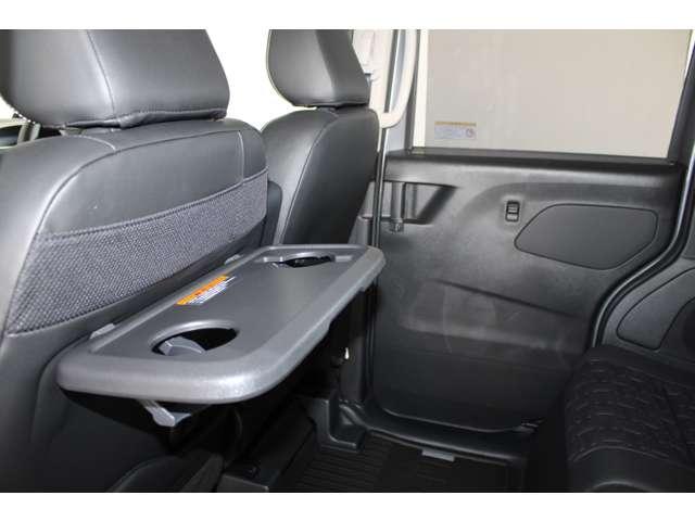 デリカミニ Ｔ　プレミアム　カスタム仕様　メモリーナビ　全周囲カメラ　フルセグＴＶ　ＬＥＤランプ　クルコン　キーレスエントリー　ＡＢＳ　禁煙　エアバッグ　パワステ　ベンチシート　オートエアコン　ターボ車　フロントカメラ　ナビＴＶ（16枚目）