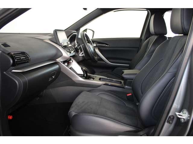 エクリプスクロスＰＨＥＶ Ｐ　スマホ連携ナビ　全周囲カメラ　ＥＴＣ車載器　３６０度カメラ　地デジ　ＡＢＳ　ＬＥＤランプ　クルコン　バックカメラ　ソナー　寒冷地仕様車　シートヒーター　ＥＴＣ　４ＷＤ　ナビＴＶ　盗難防止　横滑り防止（5枚目）