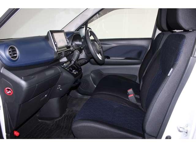 ｅＫクロス Ｔ　メモリーナビ　全周囲カメラ　スマートキー　前後ソナー　前席シートヒーター　ナビＴＶ　インテリキー　クルーズコントロール　ターボ　盗難防止装置　Ｂカメラ　ベンチシート　ＡＢＳ　カーテンエアバック　アルミ（5枚目）