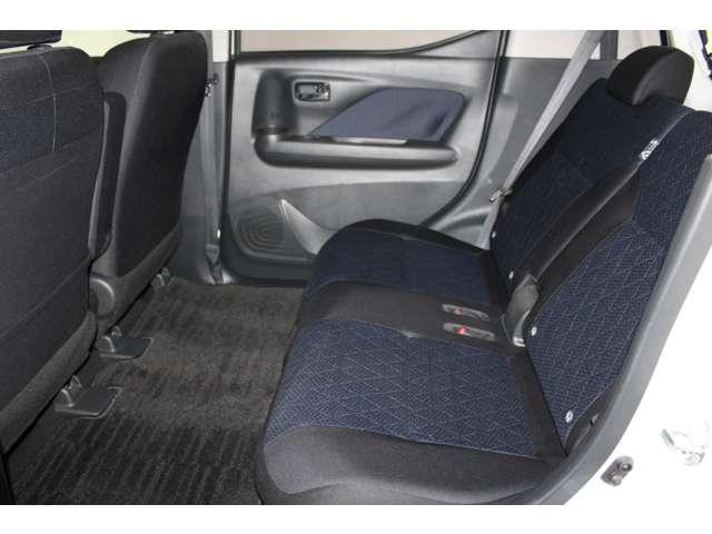 ｅＫクロス Ｔ　メモリーナビ　全周囲カメラ　スマートキー　前後ソナー　前席シートヒーター　ナビＴＶ　インテリキー　クルーズコントロール　ターボ　盗難防止装置　Ｂカメラ　ベンチシート　ＡＢＳ　カーテンエアバック　アルミ（6枚目）