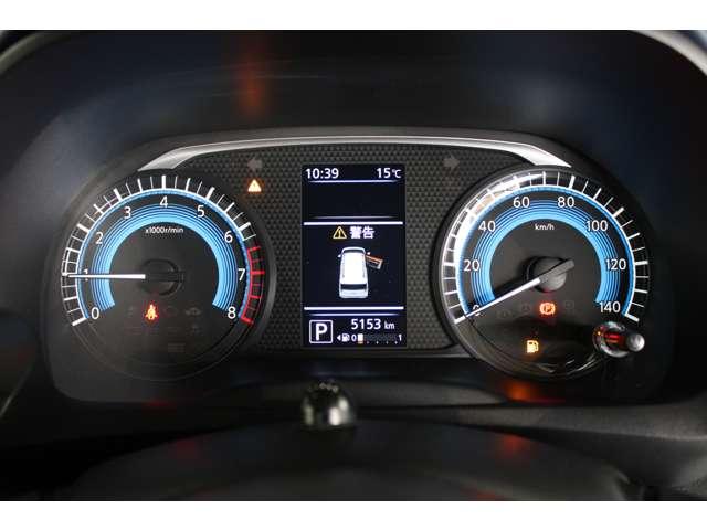 ｅＫクロス Ｔ　メモリーナビ　全周囲カメラ　スマートキー　前後ソナー　前席シートヒーター　ナビＴＶ　インテリキー　クルーズコントロール　ターボ　盗難防止装置　Ｂカメラ　ベンチシート　ＡＢＳ　カーテンエアバック　アルミ（7枚目）