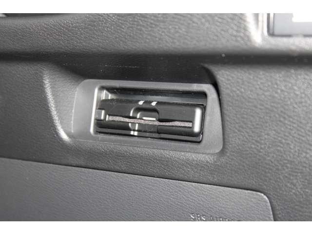 デリカミニ Ｔ　プレミアム　メモリーナビ　全周囲カメラ　ＥＴＣ車載器　ＥＴＣ車載器　フルセグＴＶ　ＬＥＤランプ　クルコン　キーレスエントリー　ＡＢＳ　禁煙　エアバッグ　パワステ　ベンチシート　オートエアコン　ターボ車　ナビＴＶ（17枚目）