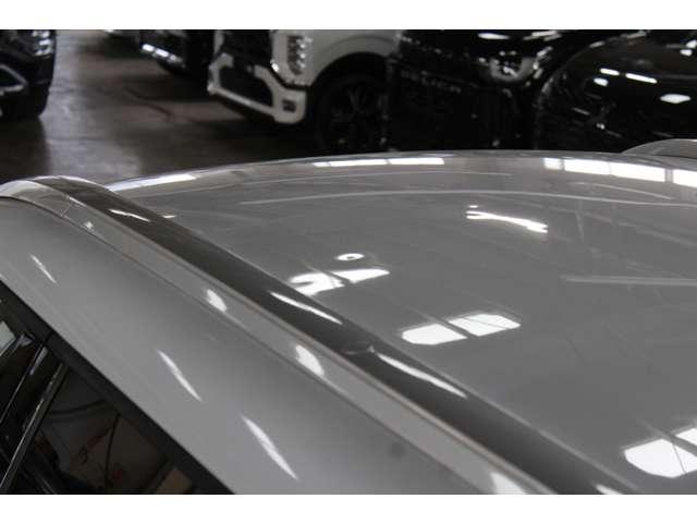 アウトランダーＰＨＥＶ Ｐ　雹害車両　横滑り防止　フルセグＴＶ　シートヒーター　パワーシート　ＬＥＤヘッドライト　４ＷＤ　メモリーナビ　ＡＢＳ　Ｂカメ　アルミ　オートクルーズコントロール　キーレス　スマートキー　エアバッグ（10枚目）