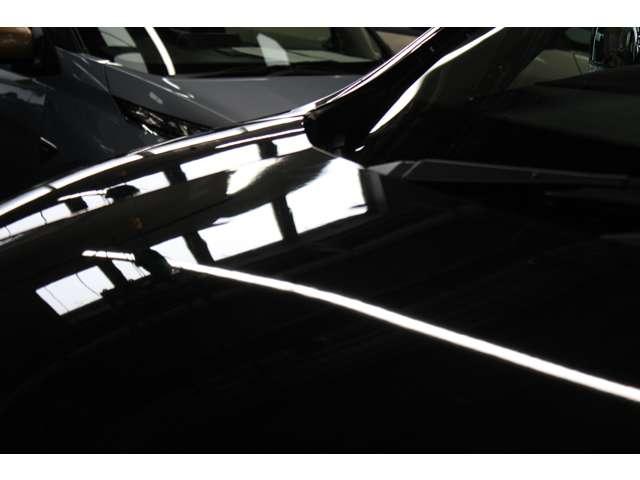 デリカＤ：５ Ｐ　雹害車両　Ｂモニター　パーキングセンサー　ＬＥＤヘッドランプ　禁煙　シートヒーター　４ＷＤ　電動シ－ト　寒冷地仕様　ＡＢＳ　３列　オートエアコン　ＡＳＣ　盗難防止装置　パワーウインドウ　ウォークスルー（4枚目）