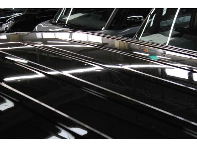 デリカＤ：５ Ｐ　雹害車両　Ｂモニター　パーキングセンサー　ＬＥＤヘッドランプ　禁煙　シートヒーター　４ＷＤ　電動シ－ト　寒冷地仕様　ＡＢＳ　３列　オートエアコン　ＡＳＣ　盗難防止装置　パワーウインドウ　ウォークスルー（8枚目）