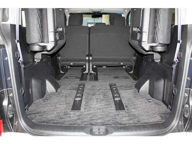 デリカＤ：５ Ｐ　メモリーナビ　全周囲カメラ　ＥＴＣ車載器　Ｂモニター　地デジ　ＬＥＤヘッドランプ　ＤＶＤ再生　ナビＴＶ　シートヒーター　ＥＴＣ　４ＷＤ　電動シ－ト　寒冷地仕様　メモリナビ　ＡＢＳ　３列　オートエアコン（20枚目）