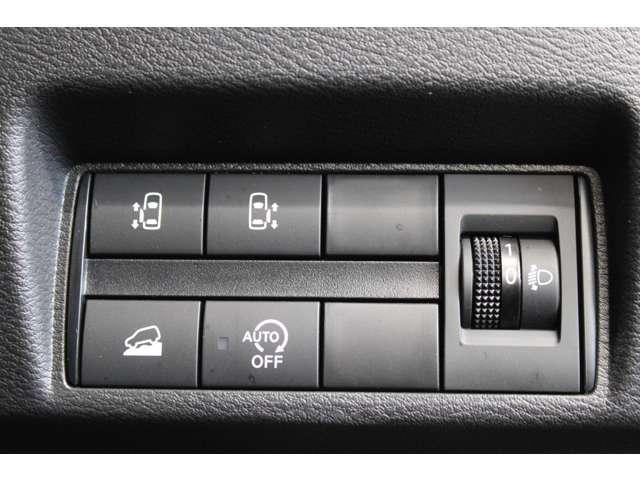 デリカミニ Ｔ　プレミアム　メモリーナビ　全周囲カメラ　ＥＴＣ車載器　ＥＴＣ車載器　フルセグＴＶ　ＬＥＤランプ　クルコン　キーレスエントリー　ＡＢＳ　エアバッグ　パワステ　ベンチシート　オートエアコン　ターボ車　フロントカメラ（16枚目）