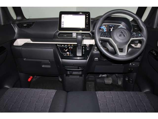 デリカミニ T プレミアム リミテッドエディション カスタム仕様 メモリーナビ 全周囲カメラ (3枚目)