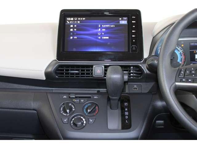 ｅＫワゴン Ｍ　メモリーナビ　バックカメラ　ＥＴＣ車載器　踏み間違い防止アシスト　イモビライザー　ナビＴＶ　ＥＴＣ　パワーウィンドウ　フルセグ　Ｐセンサー　マニュアルエアコン　バックカメラ　キーレスエントリー　ＡＳＣ（7枚目）