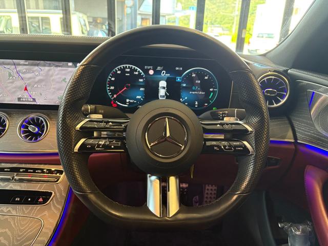 ＣＬＳクラス ＣＬＳ２２０ｄ　スポーツ　エクスクルーシブパッケージ　ワンオーナー　禁煙車　ディーラー車　サンルーフ　ＡＭＧ１９ＡＷ　トランクスポイラー　赤革エアーシート　アンビエントライト　パワートランク　純正ナビ　３６０度モニター　セーフティパッケージ（29枚目）