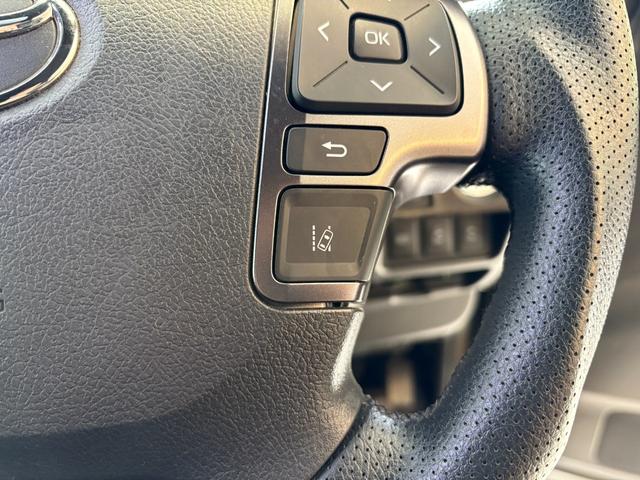 ハイエースバン スーパーGL ダークプライムII 4WD 外品ボンネット マルチロールトランスポーター TRDフロントバンパーガード・マットフラップ・サイド・リアエアロ アルパイン11型ナビ パノラミックビューモニター デジタルインナーミラー レイズ16AW Goo鑑定車(6枚目)