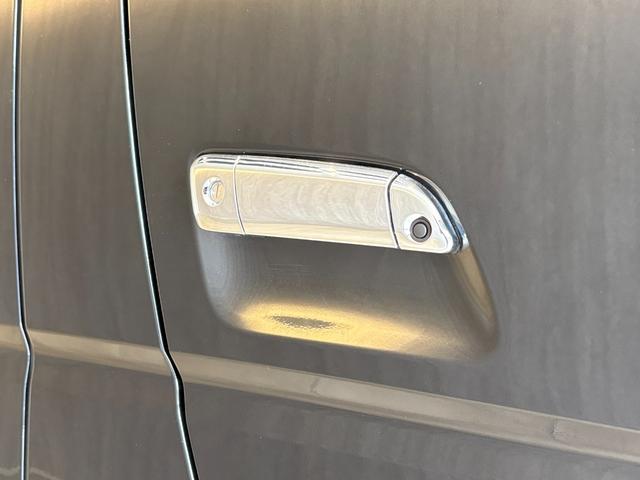 ハイエースバン スーパーGL ダークプライムII 4WD 外品ボンネット マルチロールトランスポーター TRDフロントバンパーガード・マットフラップ・サイド・リアエアロ アルパイン11型ナビ パノラミックビューモニター デジタルインナーミラー レイズ16AW Goo鑑定車(25枚目)