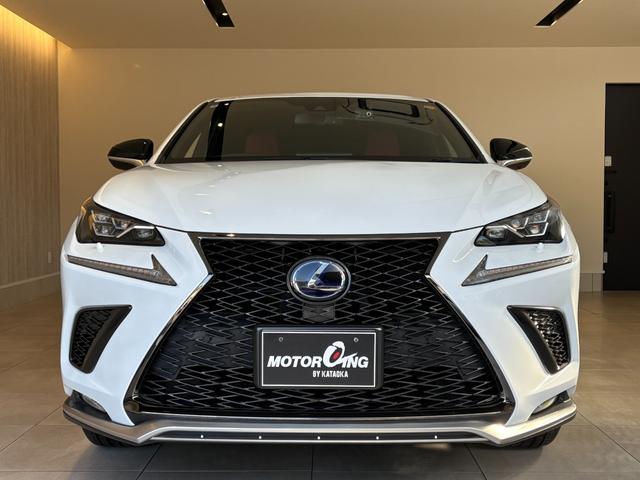 NX NX300h Fスポーツ サンルーフ 赤革エアーシート 同色フェンダーアーチモール ES用純正19AW 純正ワイドSDナビ バック・サイドモニター フロント・リアドライブレコーダー ブラインドスポットモニター 3眼LEDヘッドライト・フォグ Goo鑑定車(21枚目)