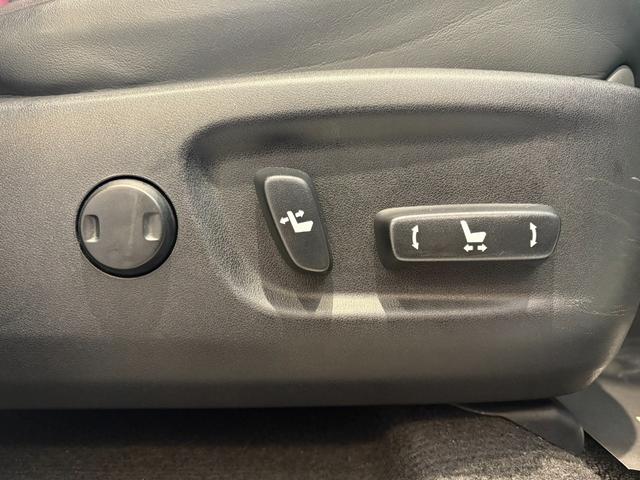 NX NX300h Fスポーツ サンルーフ 赤革エアーシート 同色フェンダーアーチモール ES用純正19AW 純正ワイドSDナビ バック・サイドモニター フロント・リアドライブレコーダー ブラインドスポットモニター 3眼LEDヘッドライト・フォグ Goo鑑定車(33枚目)