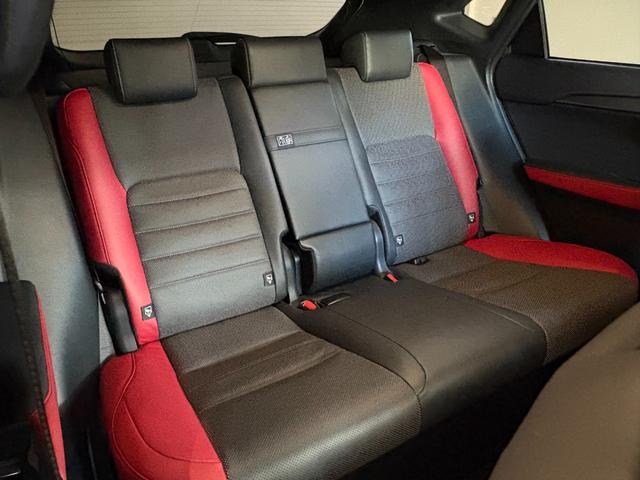 NX NX300h Fスポーツ サンルーフ 赤革エアーシート 同色フェンダーアーチモール ES用純正19AW 純正ワイドSDナビ バック・サイドモニター フロント・リアドライブレコーダー ブラインドスポットモニター 3眼LEDヘッドライト・フォグ Goo鑑定車(34枚目)