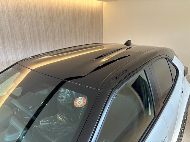 ヤリスクロス ハイブリッドＺ　登録済未使用車　ハンズフリーパワーバックドア　カラーヘッドアップディスプレイ　アダプティブハイビーム　トヨタチームメイト　純正８型ディスプレイオーディオ・ナビ・フルセグＴＶ　パノラミックビューモニター　ＨＤＭＩ・ＵＳＢ入力端子　シートヒーター（15枚目）