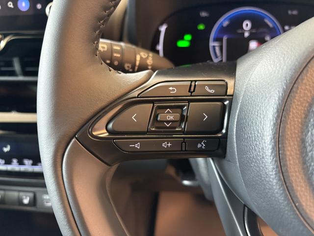 ヤリスクロス ハイブリッドＺ　登録済未使用車　ハンズフリーパワーバックドア　カラーヘッドアップディスプレイ　アダプティブハイビーム　トヨタチームメイト　純正８型ディスプレイオーディオ・ナビ・フルセグＴＶ　パノラミックビューモニター　ＨＤＭＩ・ＵＳＢ入力端子　シートヒーター（29枚目）