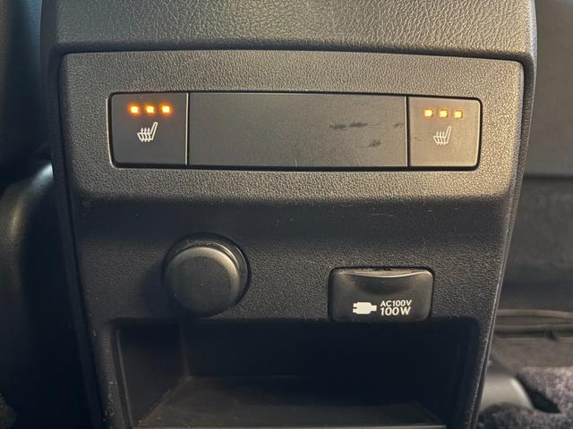 ＲＸ ＲＸ４５０ｈ　バージョンＬ　３眼ＬＥＤヘッドライト・フォグ　ブラウン本革エアーシート　リアシートヒーター　純正ＳＤナビ　パノラミックビューモニター　ヘッドアップディスプレイ　リアシート電動格納　ブラインドスポットモニター　ウッドコンビハンドル（13枚目）