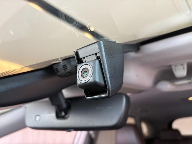 ＲＸ ＲＸ４５０ｈ　バージョンＬ　３眼ＬＥＤヘッドライト・フォグ　ブラウン本革エアーシート　リアシートヒーター　純正ＳＤナビ　パノラミックビューモニター　ヘッドアップディスプレイ　リアシート電動格納　ブラインドスポットモニター　ウッドコンビハンドル（16枚目）