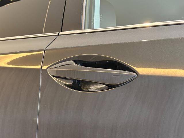 ＲＸ ＲＸ４５０ｈ　バージョンＬ　３眼ＬＥＤヘッドライト・フォグ　ブラウン本革エアーシート　リアシートヒーター　純正ＳＤナビ　パノラミックビューモニター　ヘッドアップディスプレイ　リアシート電動格納　ブラインドスポットモニター　ウッドコンビハンドル（26枚目）