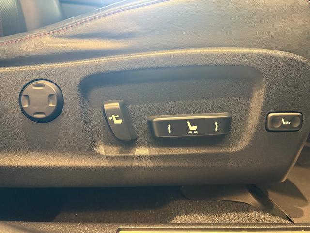 ＲＸ ＲＸ４５０ｈ　バージョンＬ　３眼ＬＥＤヘッドライト・フォグ　ブラウン本革エアーシート　リアシートヒーター　純正ＳＤナビ　パノラミックビューモニター　ヘッドアップディスプレイ　リアシート電動格納　ブラインドスポットモニター　ウッドコンビハンドル（33枚目）