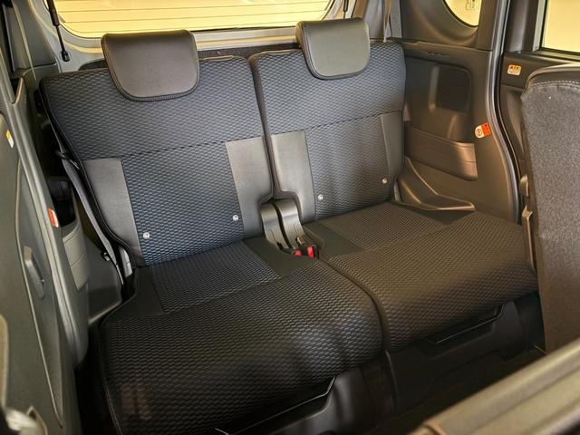 タント カスタムＲＳ　ターボ　両側パワースライドドア　純正１５ＡＷ　スマートアシスト　純正９型ディスプレイオーディオ　バックモニター　ブラックハーフレザーベンチシート　シートヒーター　ＬＥＤヘッドライト・フォグ　オートマチックハイビーム　パークセンサー（31枚目）