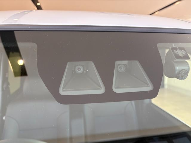 タント カスタムＲＳリミテッド　特別仕様車　禁煙車　純正１５ＡＷ　スマートクルーズパック　アダプティブクルーズコントロール　両側パワースライドドア　純正ナビ　３６０度カメラ　ナビ連動フロント・リアドライブレコーダー　ＬＥＤヘッドライト・フォグ　ＥＴＣ（5枚目）