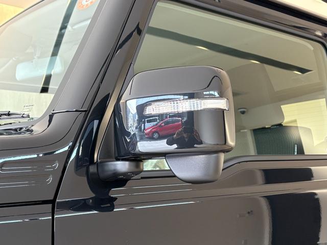 ジムニー ＸＣ　届出済未使用車　ブレーキサポート　アイドリングストップ　カロッツェリア９型ディスプレイオーディオ　バックモニター　ＨＤＭＩ・ＵＳＢ入力端子　ＥＴＣ　シートヒーター　リアパークセンサー　クルーズコントロール　ＬＥＤヘッドライト　背面タイヤ　純正１６ＡＷ（18枚目）