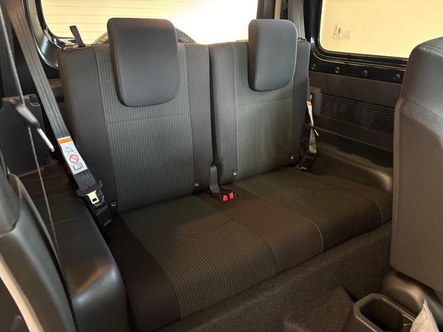 ジムニー ＸＣ　届出済未使用車　ブレーキサポート　アイドリングストップ　カロッツェリア９型ディスプレイオーディオ　バックモニター　ＨＤＭＩ・ＵＳＢ入力端子　ＥＴＣ　シートヒーター　リアパークセンサー　クルーズコントロール　ＬＥＤヘッドライト　背面タイヤ　純正１６ＡＷ（29枚目）