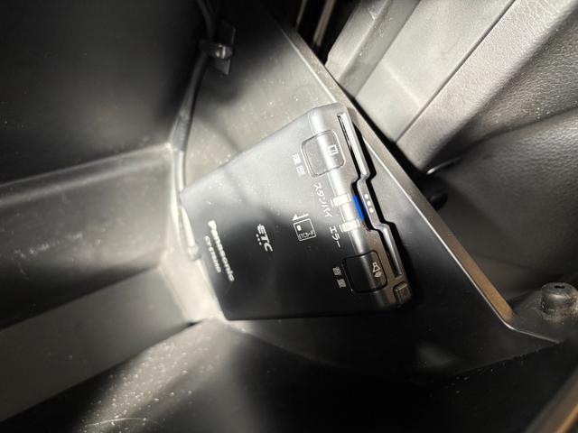 スペーシア ハイブリッドX ワンオーナー 禁煙車 両側パワースライドドア デュアルセンサーブレーキサポート リアパークソナー 運転席シートヒーター カロッツェリアSDナビ フロント・リアドライブレコーダー ETC リアサーキュレーター アイドリングストップ(9枚目)