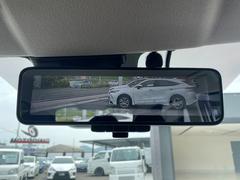 【純正デジタルインナーミラー】車両後方カメラの映像をインナーミラー内のディスプレイに表示。 4