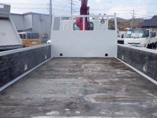 キャンター ロングDX 標準ロング ユニックURM233 3段 ラジコン クレーン フックイン 2.3t吊り 5MT 3ペダル 荷台内寸368cm 178cm 37cm(12枚目)