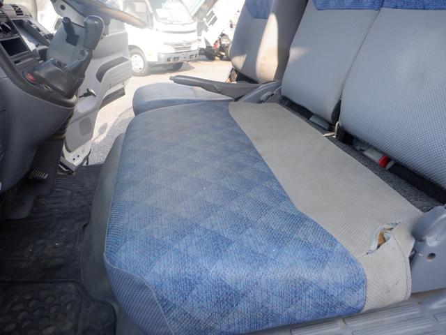 キャンター ロングDX 標準ロング ユニックURM233 3段 ラジコン クレーン フックイン 2.3t吊り 5MT 3ペダル 荷台内寸368cm 178cm 37cm(65枚目)