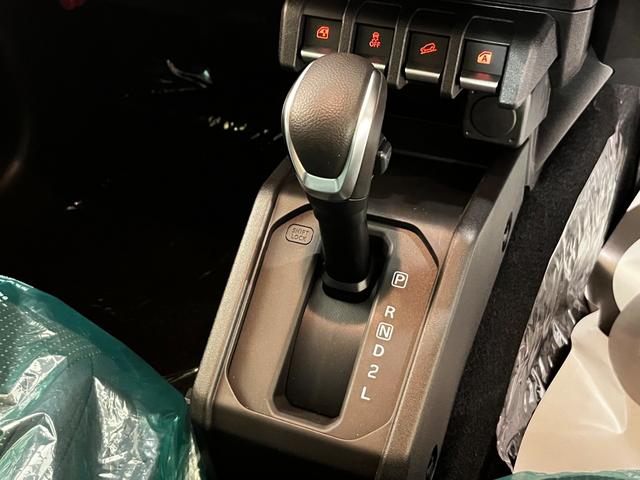 ジムニーノマド ＦＣ　登録済未使用車　ガラスコート施工　ＬＥＤヘッドライト　１５ＡＷ　シートヒーター（24枚目）