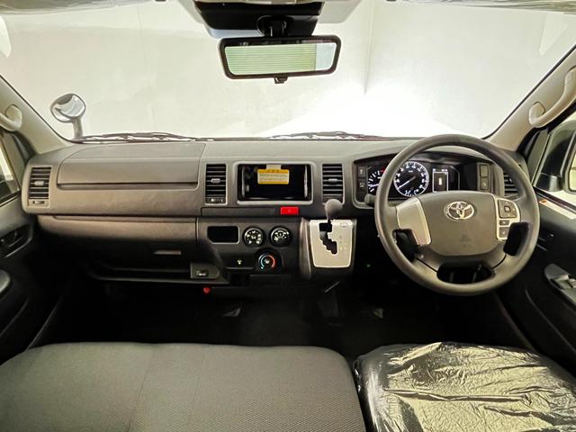 ハイエースバン ロングＤＸ　ＧＬパッケージ　ＬＥＤヘッドライト　全方位カメラ　デジタルインナーミラー　リヤクーラー　リヤヒーター　キーレス　プライバシーガラス　パワーウィンドゥ　電格ドアミラー　プリクラッシュ　ＬＤＡ　ＡＨＢ　ＰＫＳＢ（12枚目）