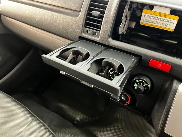 ハイエースバン ロングＤＸ　ＧＬパッケージ　ＬＥＤヘッドライト　全方位カメラ　デジタルインナーミラー　リヤクーラー　リヤヒーター　キーレス　プライバシーガラス　パワーウィンドゥ　電格ドアミラー　プリクラッシュ　ＬＤＡ　ＡＨＢ　ＰＫＳＢ（23枚目）