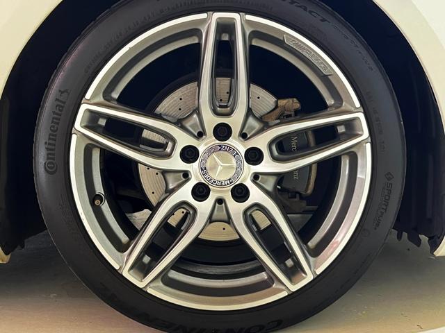 Ａクラス Ａ１８０　スポーツ　後期　新品タイヤ　ＡＭＧスタイリングｐｋｇ　５ツインスポーク１８ＡＷ　ＬＥＤヘッドライト　ＣａｒＰｌａｙ（8枚目）