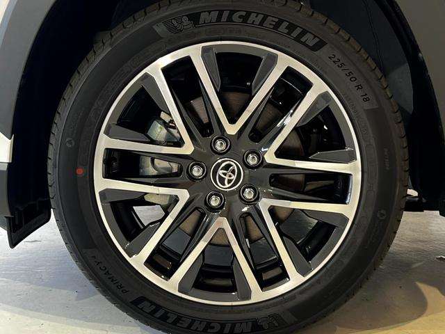 カローラクロス ハイブリッド Z パノラマルーフ シグナルロードプロテクション パノラミックビューモニター アドバンストパーク ブラインドスポット 安心降車(12枚目)