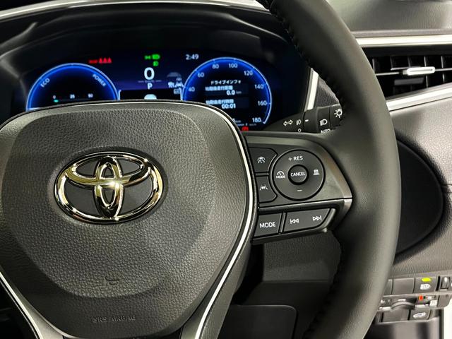 カローラクロス ハイブリッド Z パノラマルーフ シグナルロードプロテクション パノラミックビューモニター アドバンストパーク ブラインドスポット 安心降車(18枚目)