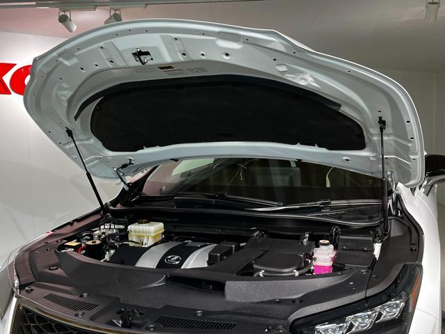 RX RX450h Fスポーツ ワンオーナー 禁煙 ムーンルーフ ワイヤレスチャージ ブレードスキャン ヘッドランプクリーナー 後席パワーシート&シートヒーター(7枚目)