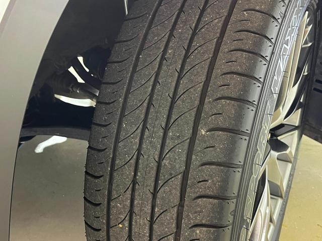 RX RX450h Fスポーツ ワンオーナー 禁煙 ムーンルーフ ワイヤレスチャージ ブレードスキャン ヘッドランプクリーナー 後席パワーシート&シートヒーター(9枚目)