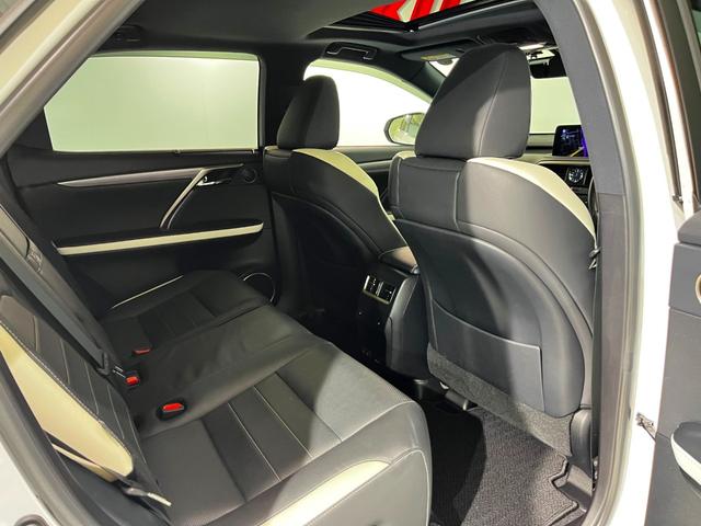 RX RX450h Fスポーツ ワンオーナー 禁煙 ムーンルーフ ワイヤレスチャージ ブレードスキャン ヘッドランプクリーナー 後席パワーシート&シートヒーター(46枚目)